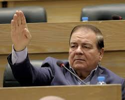 النائب السابق منصور مراد ينسحب من سباق الانتخابات النيابية