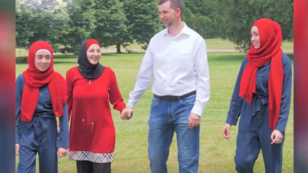 قدورة أول سيناتور عربي مسلم في مجلس شيوخ إنديانا