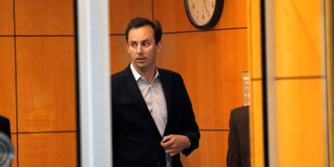 حصل على 680 مليون دولار وعفو رئاسي.. قصة مهندس سرق غوغل ولم يقض يوما في السجن