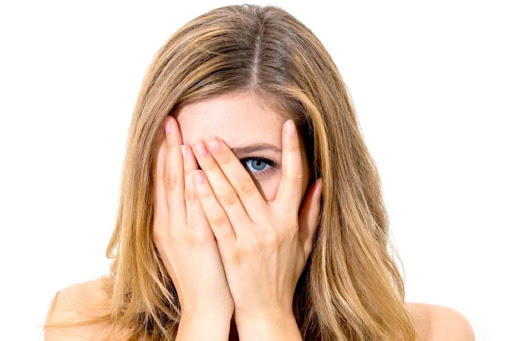 شلل الوجه النصفي.. أسبابه وأعراضه وطرق علاجه