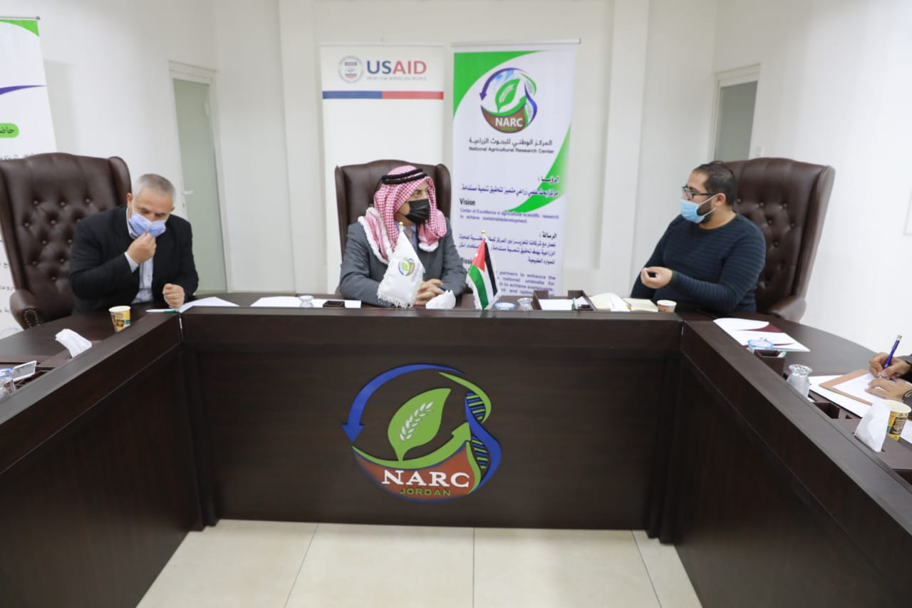 وفد من برنامج شبابنا قوة يزور البحوث الزراعية