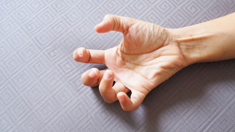 أسباب وأعراض نوبات الصرع وكيفية التعامل معها