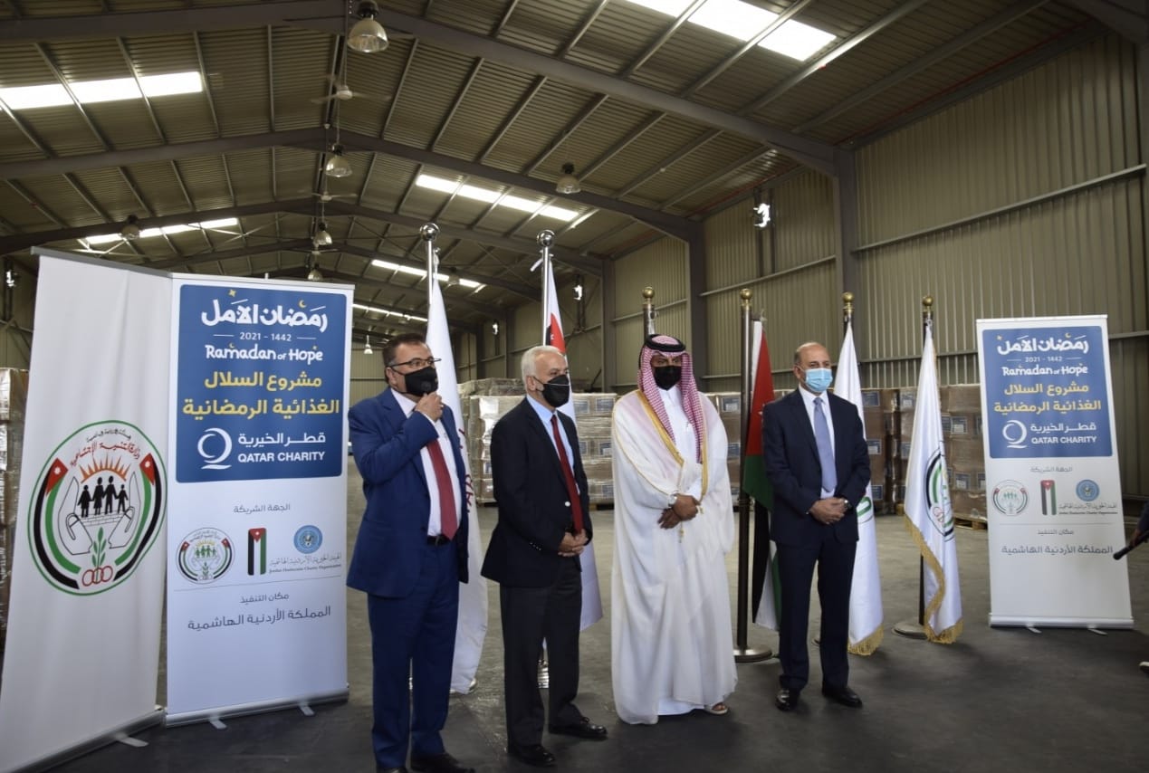  الهيئة الخيرية الأردنية الهاشمية وقطر الخيرية تدشنان  مشروع " رمضان الأمل" لبدء توزيع 10 الاف سلة غذائية