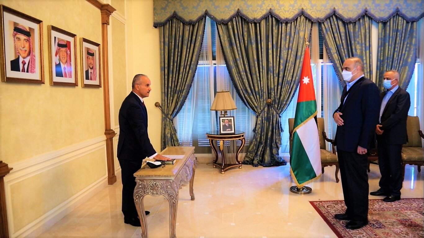 ماضي والمجالي يؤديان القسم بتعيينهما في مجلس مفوضي سلطة العقبة الاقتصادية الخاصة