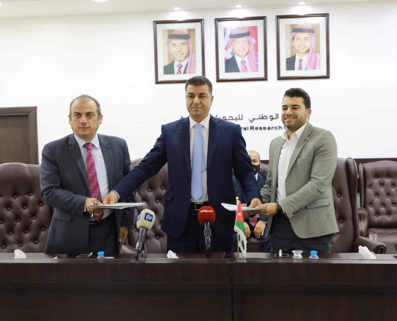 حنيفات يرعى حفل توقيع اتفاقيات حاضنة الابتكار في البحوث الزراعية