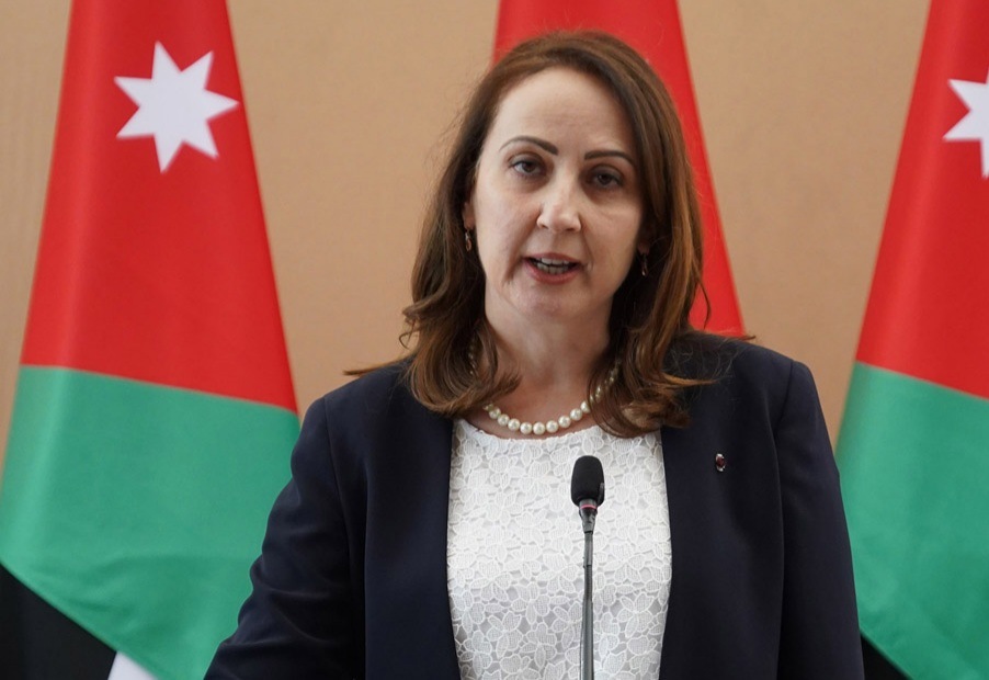 الوزيرة علي : الاجراءات الحكومية الأخيرة جاءت للحد من انعكاس ارتفاع أسعار الشحن العالمية على أسعار السلع الاساسية