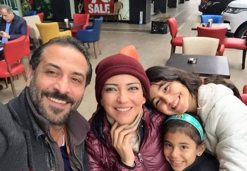 ما حقيقة عودة عبد المنعم عمايري  لطليقته أمل عرفة؟