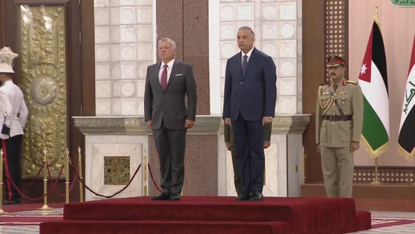 الملك يلتقي الكاظمي في القصر الحكومي ببغداد