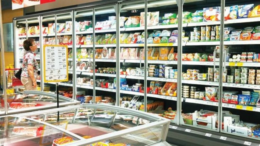 حماية المستهلك : إرتفاع أسعار 12 سلعة غذائية وثبات 76 سلعة