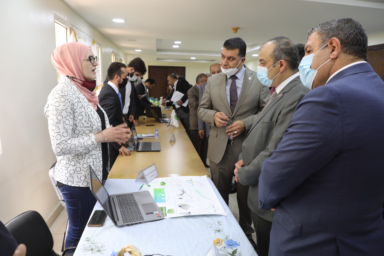 الحنيفات والمدير التنفيذي للمجلس الدولي للزيتون يفتتحان ورشة عمل متخصصة