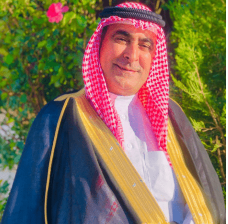 الرفايعة يجتاز التوجيهي بعد انقطاع 33 عاماً