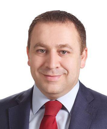 التعامل مع مخرجات اللجنة الملكية