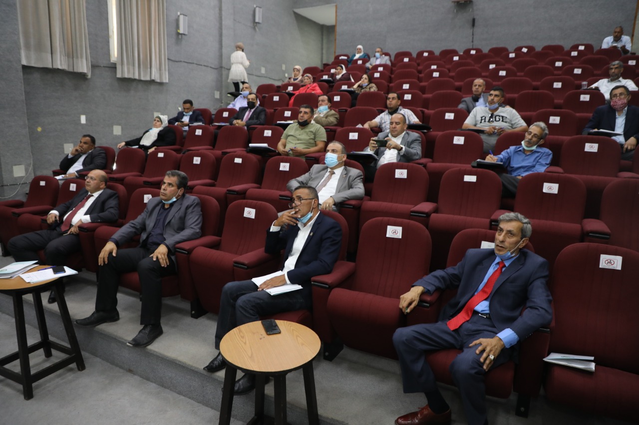 Haddad: Ten governorates included in the activities of Farmer Field Schools