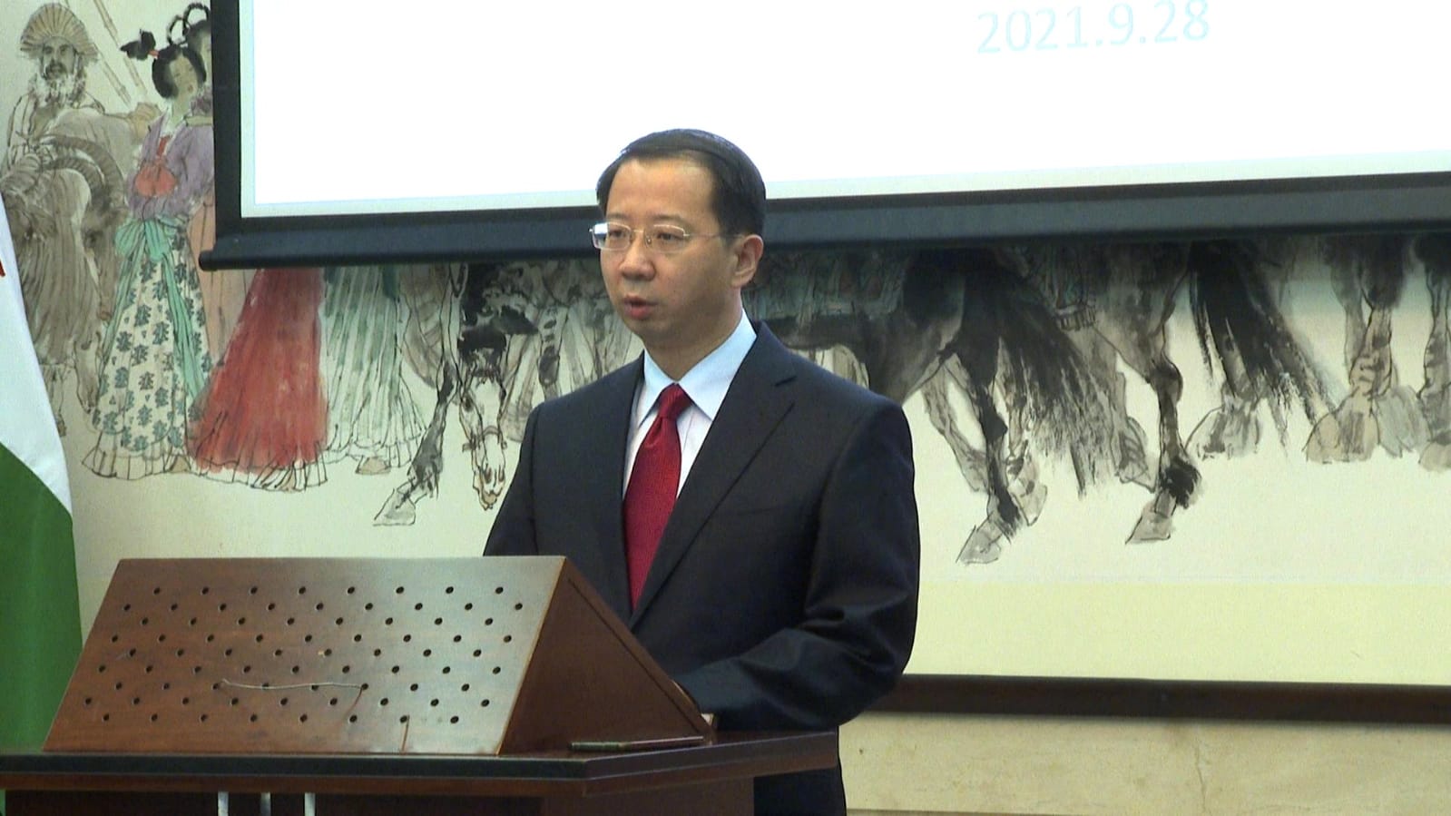 السفير الصيني يدعو الى مواصلة تعزيز وإثراء الشراكة الاستراتيجية بين الصين والأردن