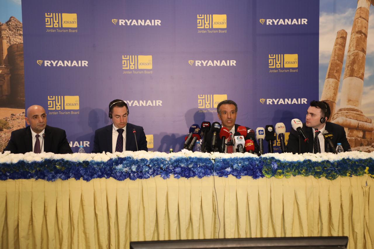 RyanAir  ترفع خطوطها إلى 22 للمملكة
