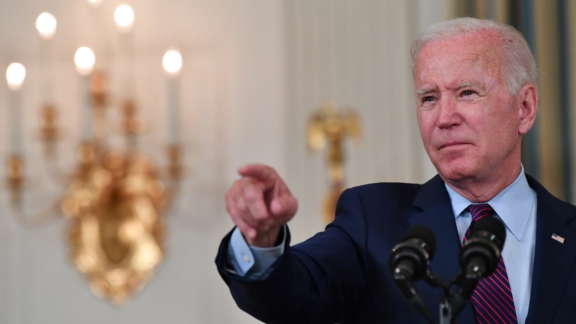 Biden defends decision to send Ukraine controversial weapons