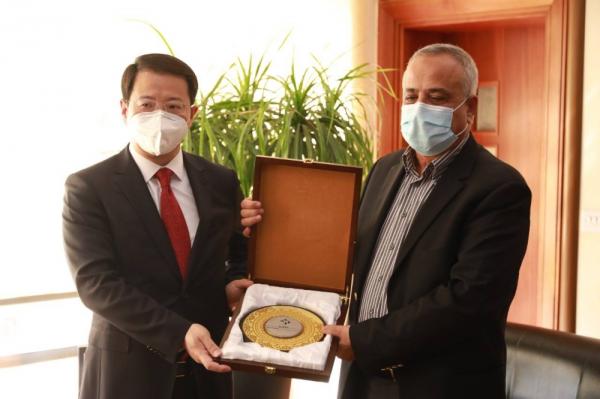 ASEZA chief, Chinese ambassador discuss economic cooperation