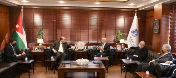 خليل الحاج توفيق : تحديات إدارية تواجه التجارة ما بين الاردن ومصر