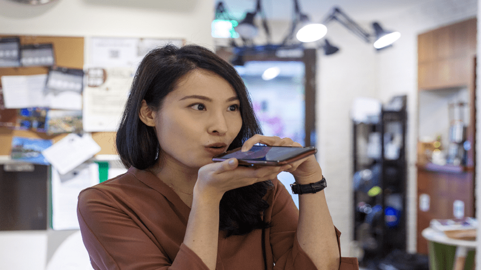 ميزة جديدة لـ "واتس آب"على التسجيلات الصوتية