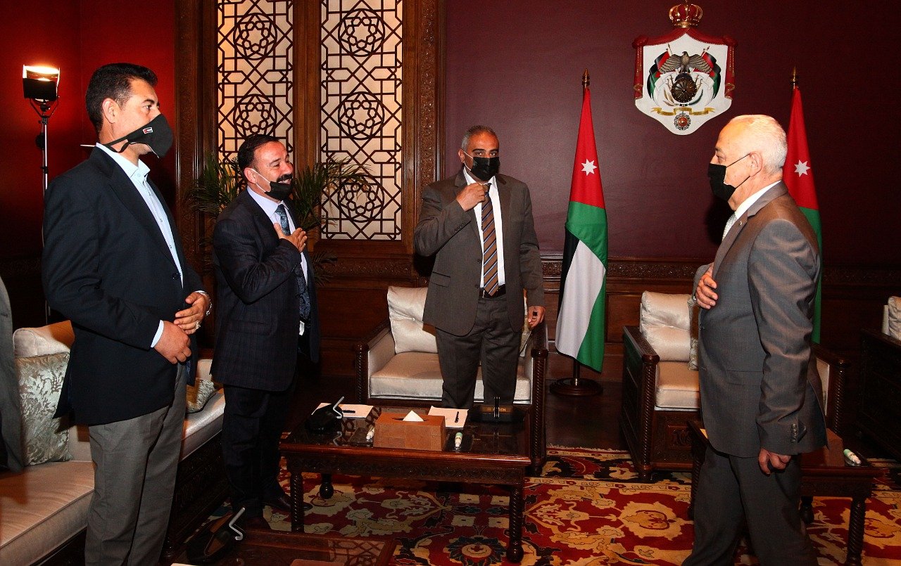 العيسوي يلتقي وفدا من مجلس محافظة المفرق