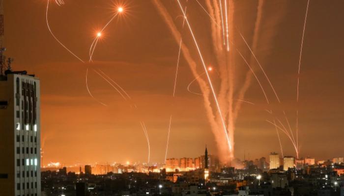 المقاومة الفلسطينية تطلق رشقات تجريبيةمن الصواريخ