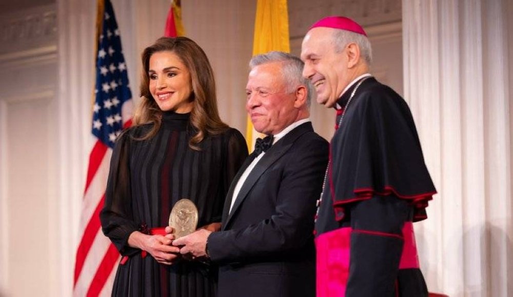 مجلس العاصمة يهنىء الملك والملكة بجائزة "الطريق إلى السلام"