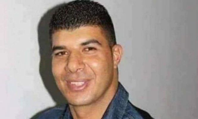 استشهاد داوود الزبيدي شقيق الأسير زكريا متأثرا بإصابته