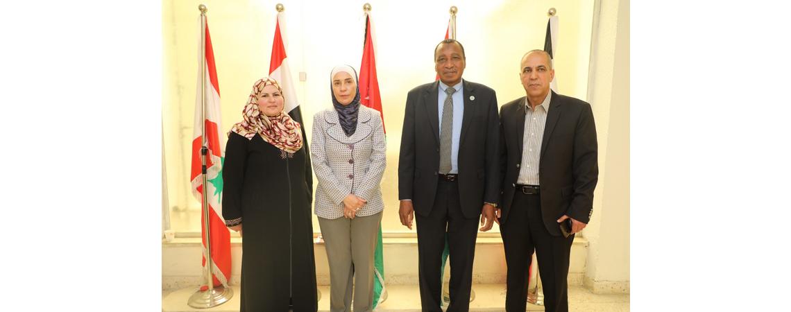 الدخيري يرعى حفل إطلاق حملة مكافحة الدبور الأحمر في الأردن