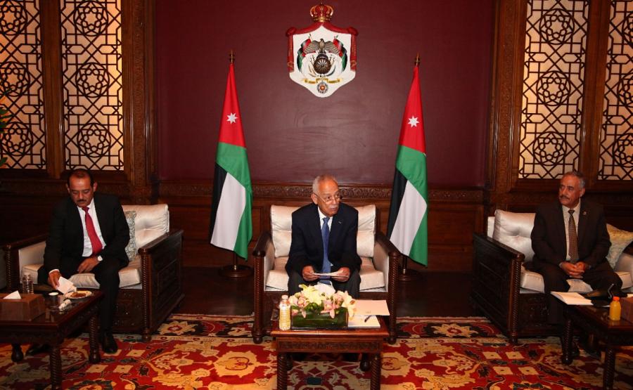 العيسوي يلتقي وفداً من مجلس محافظة الكرك ووفداً من اعضاء مجلس بلدي مؤتة والمزار