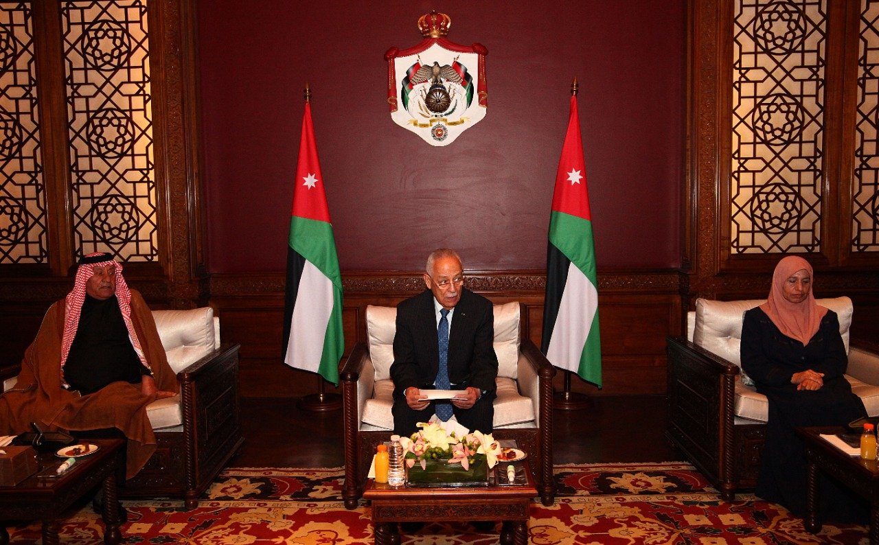 العيسوي يلتقي رئيس وأعضاء مجلس مؤسسة اعمار مدينة الطفيلة