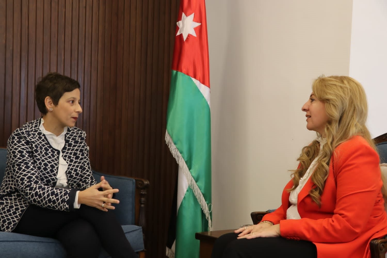 وزيرة الدولة للشؤون القانونية تؤكد أهمية التعاون مع دول الاتحاد الأوروبي