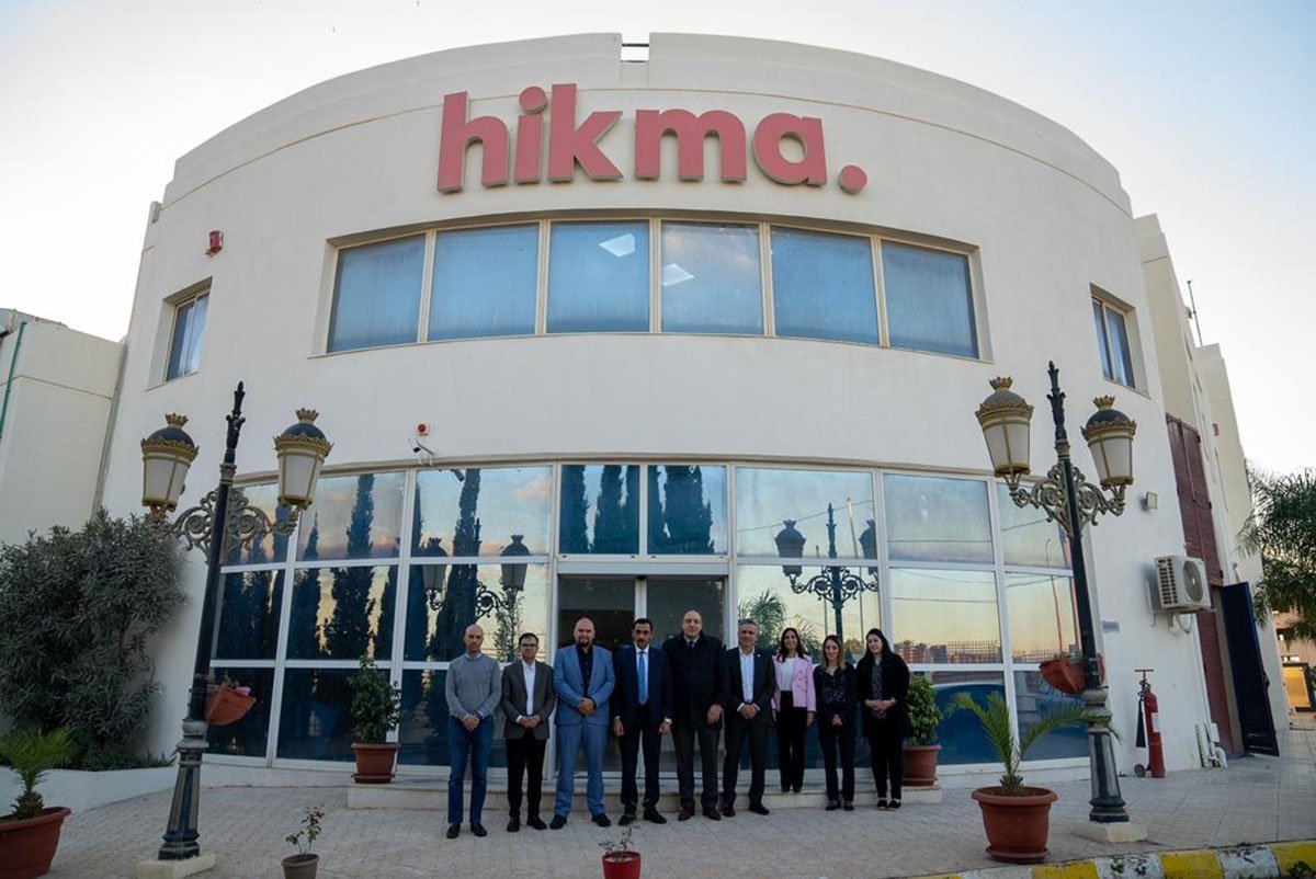 مهيدات يزور مصانع الحكمة ودار الدواء والكندي في الجزائر