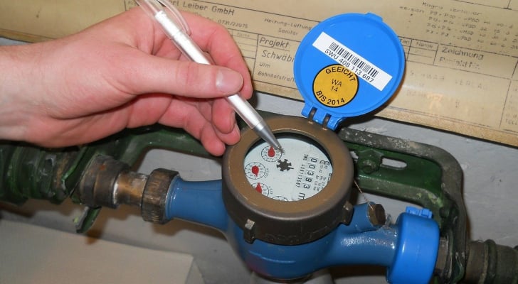 وزارة المياه توضح بشأن تطبيق نظام الفاتورة الشهرية