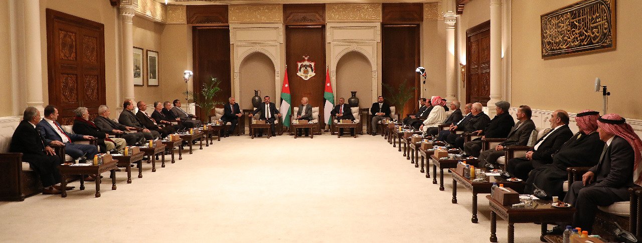 العيسوي يلتقي وجهاء وممثلين عن مناطق غرب إربد