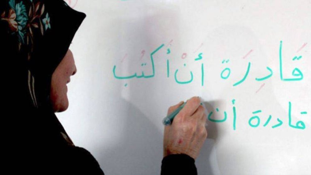 انخفاض نسبة الأمية في الأردن الى 4.9٪