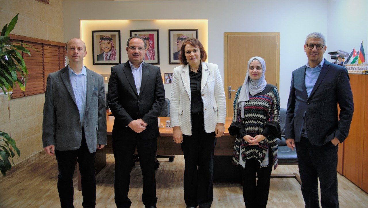 رئيسة جامعة قرطاج التونسية تزور الجامعة الالمانية الأردنية