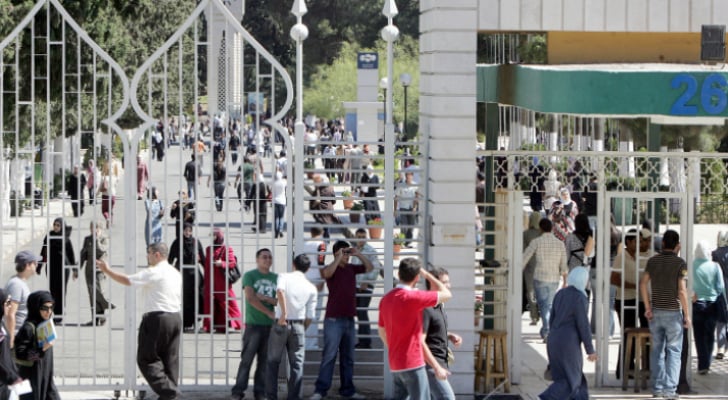 الخطيب: حصر يومي للطلبات غير المستكملة للالتحاق بالجامعات