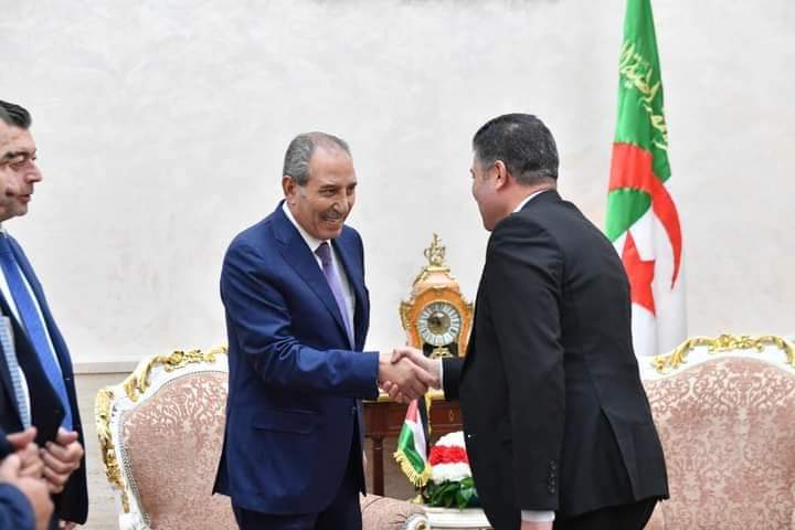 دبلوماسية شعبية بإمتياز!