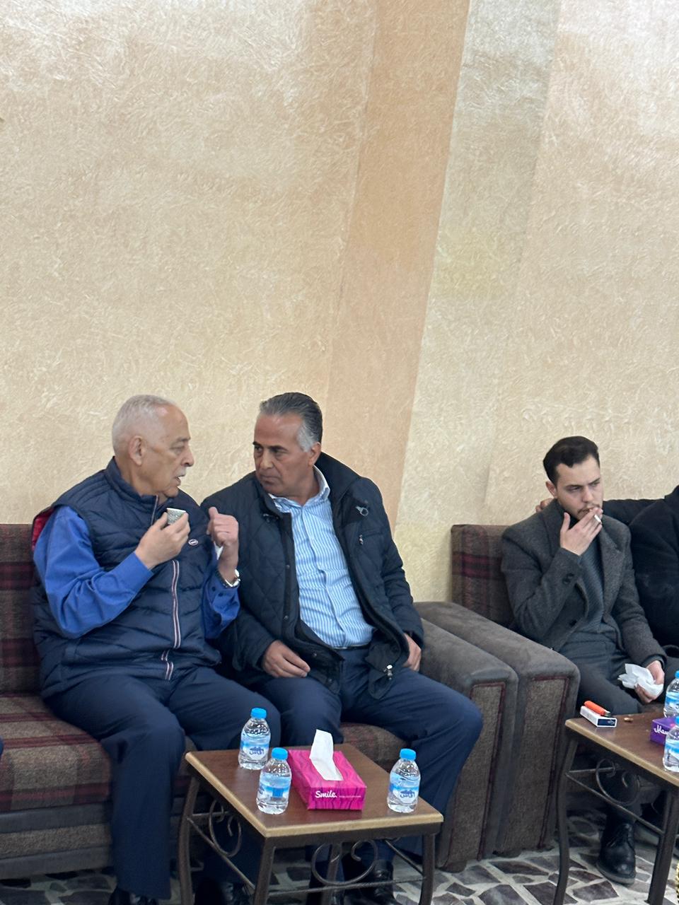 مندوبا عن الملك .. رئيس الديوان الملكي يعزي عشيرة النعيمات