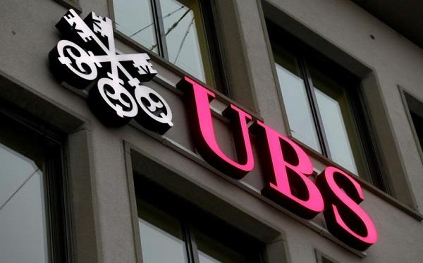 بنك UBS السويسري يوافق على شراء كريدي سويس بملياري دولار