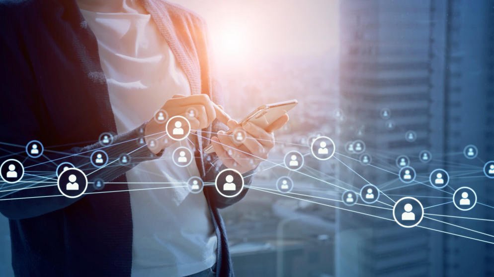 الإنتهاء من رقمنة 100 خدمة حكومية جديدة