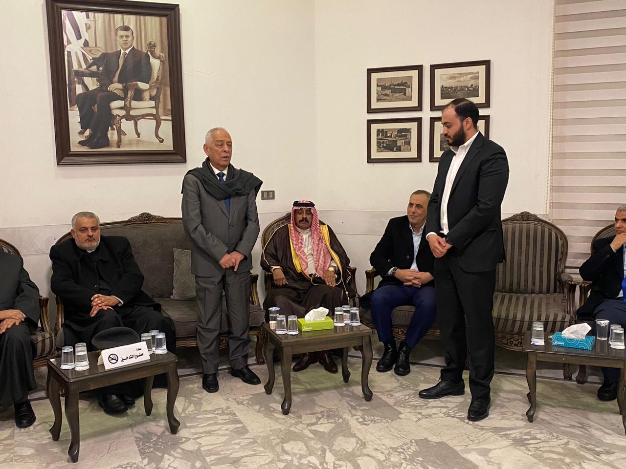 مندوبا عن الملك .. رئيس الديوان الملكي يعزي  قبيلة بني حسن عامة والشديفات خاصة