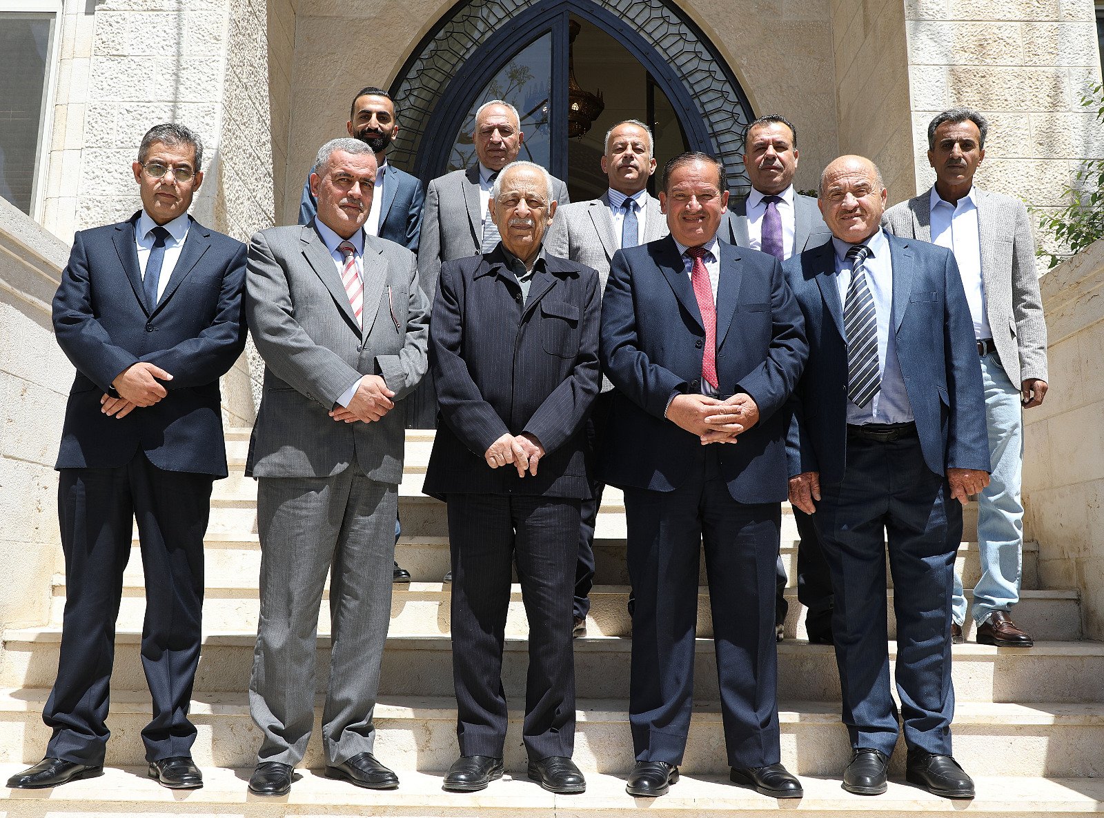 العيسوي يلتقي وفدا من عشيرة الدقامسة