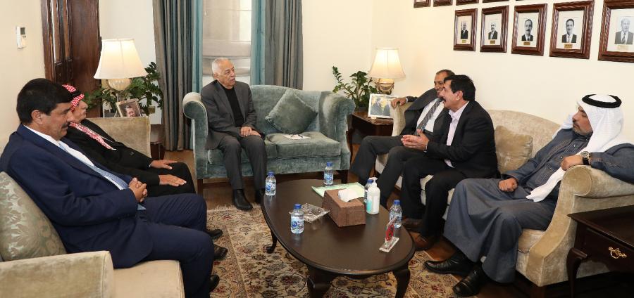 العيسوي يلتقي مجموعة من عشيرة الخرشه