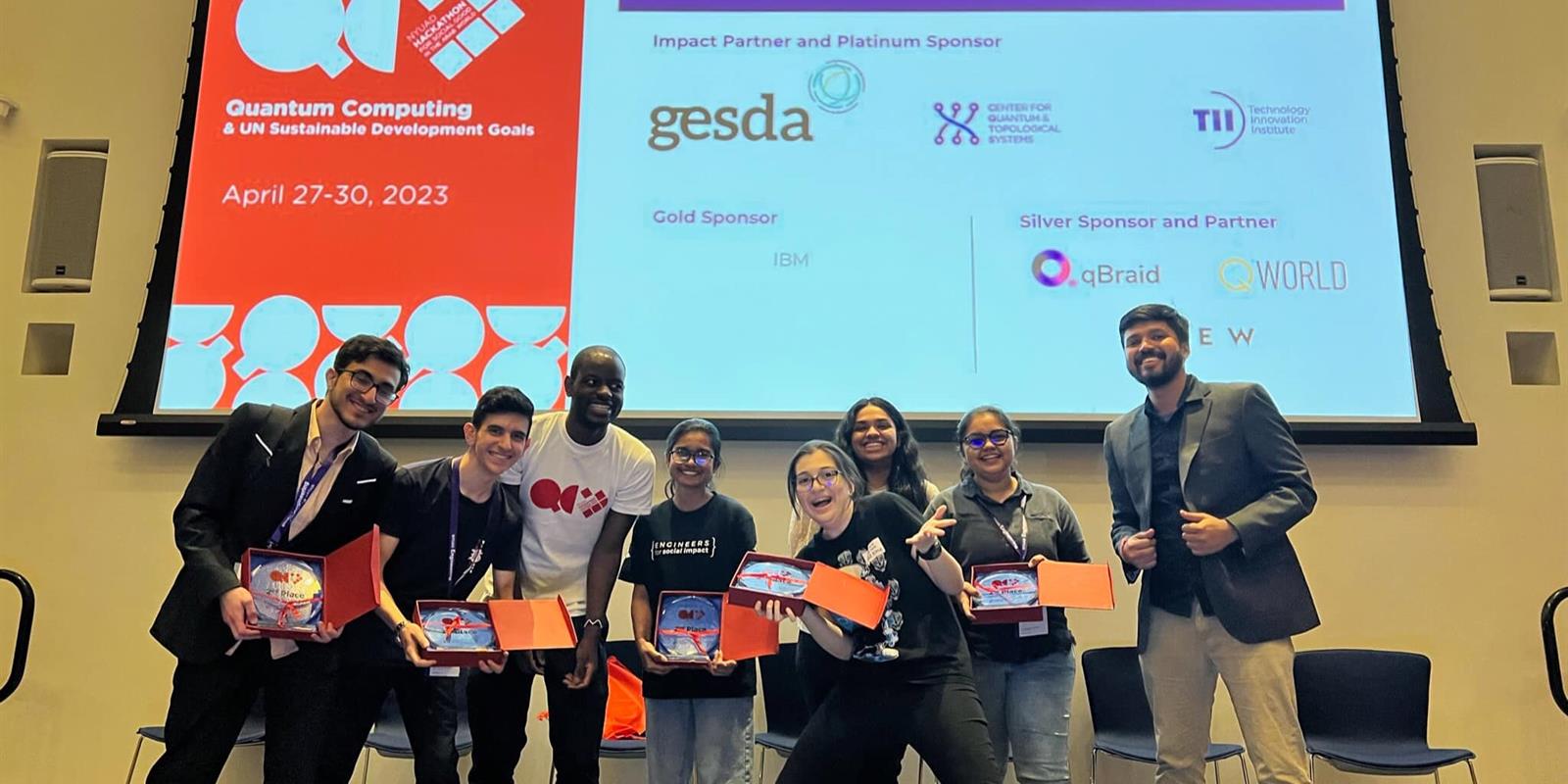 العلوم التطبيقية تحجز المركز الثاني في الهاكتون العالمي لجامعة نيويورك في أبوظبي