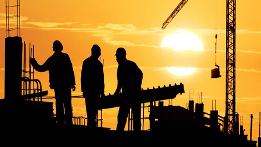 بعد إلغاء قانون الدفاع.. تساؤلات عن مدى توفر الحماية القانونية للعمال