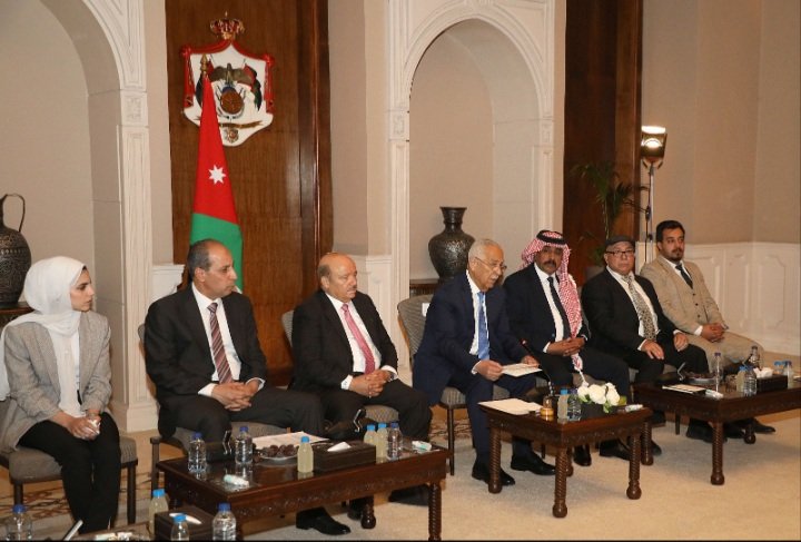 بتوجيهات ملكية.. العيسوي يعقد سلسلة لقاءات مع وجهاء وممثلي مناطق بمحافظة جرش