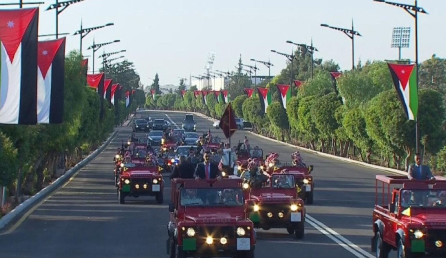 "الموكب الأحمر".. تقليد ملكي عريق منذ تأسيس الدولة