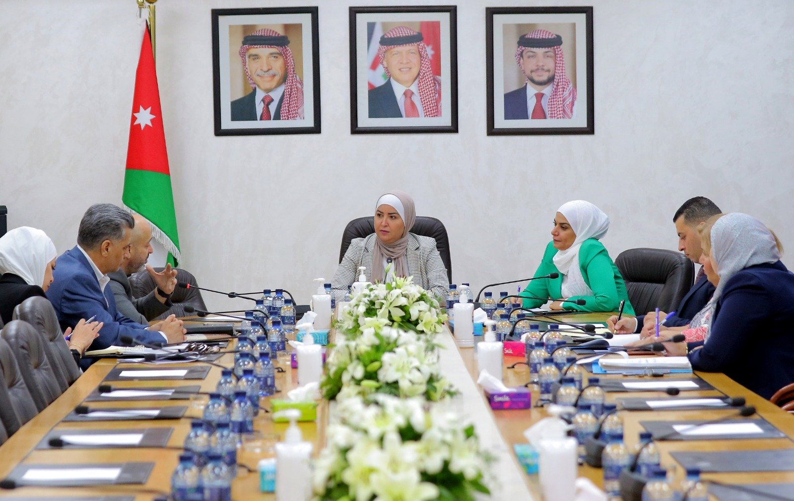 الاسرة النيابية" تلتقي أمين عام المجلس الوطني لشؤون الاسرة