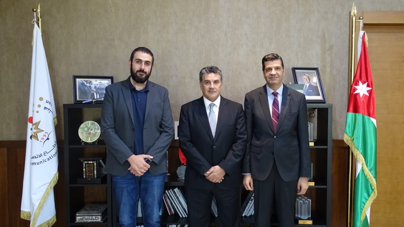 Telecommunications regulatory authority head talks cooperation with donors